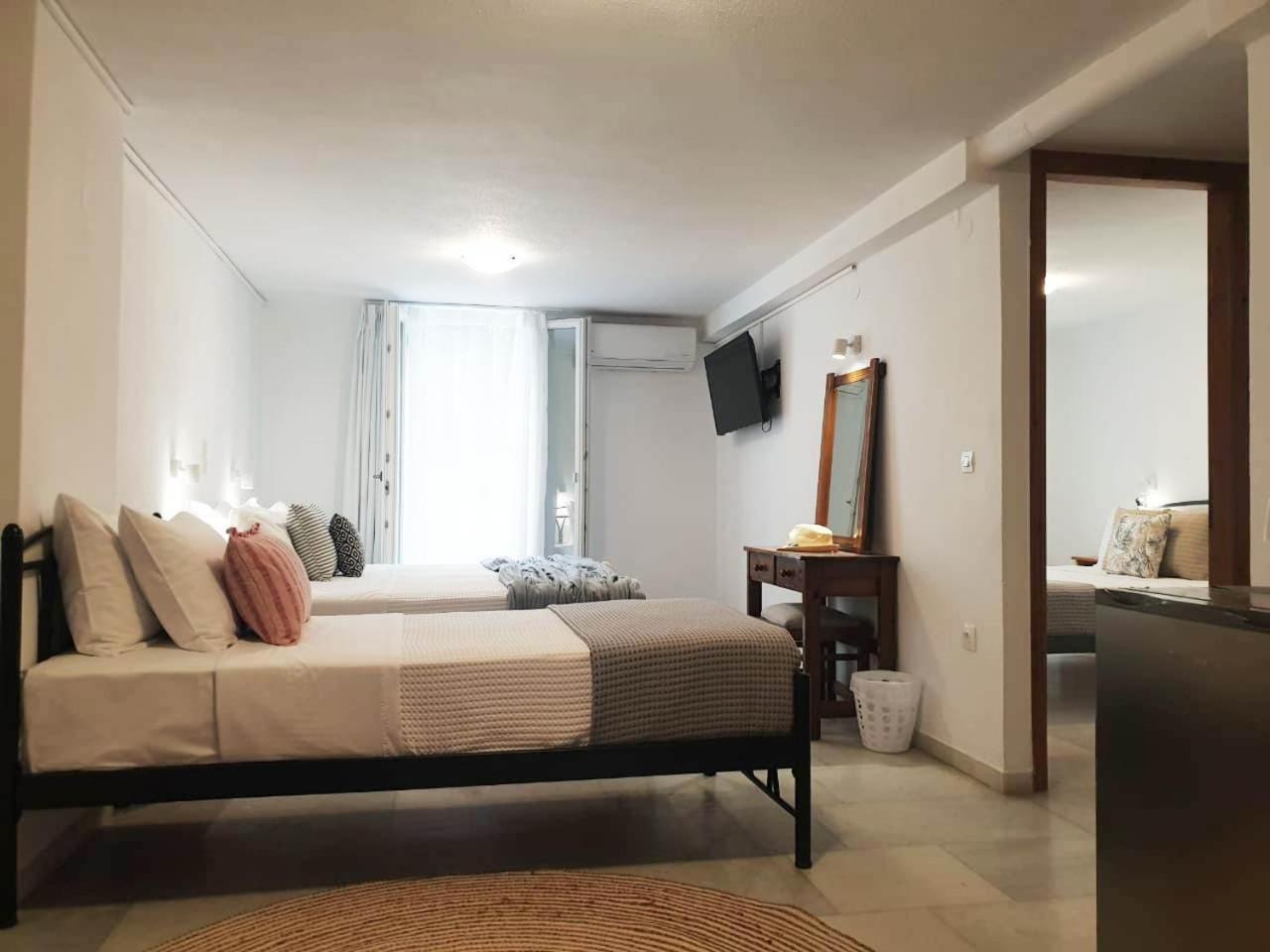 Appartement Anemos Town à Naxos City Extérieur photo
